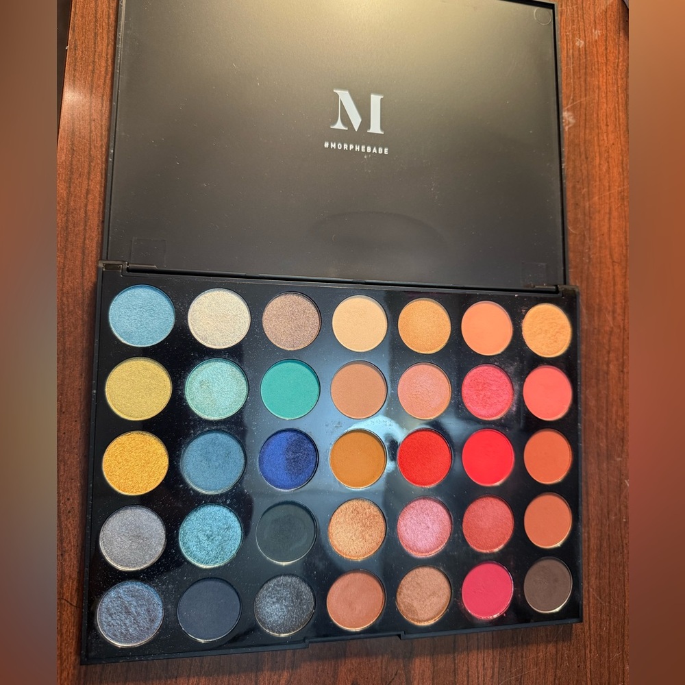 Morphe 35H Eyeshadow Palette